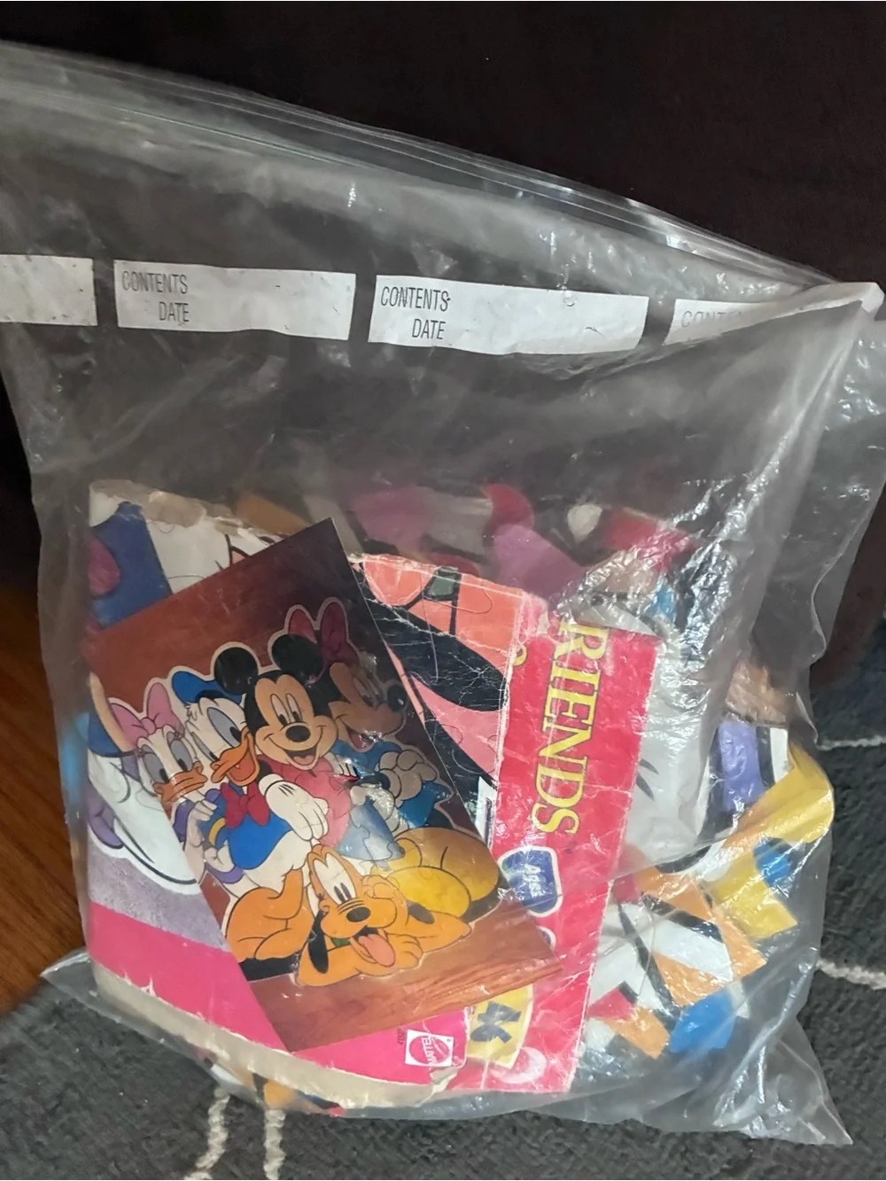 Disney 46 large piece floor puzzle/ NO BOX/Mickey,Mini, Donald, Daisy, Pluto